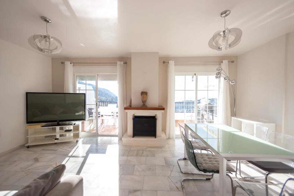 Casa Puerto Blanquillo by At Home Costa del Sol