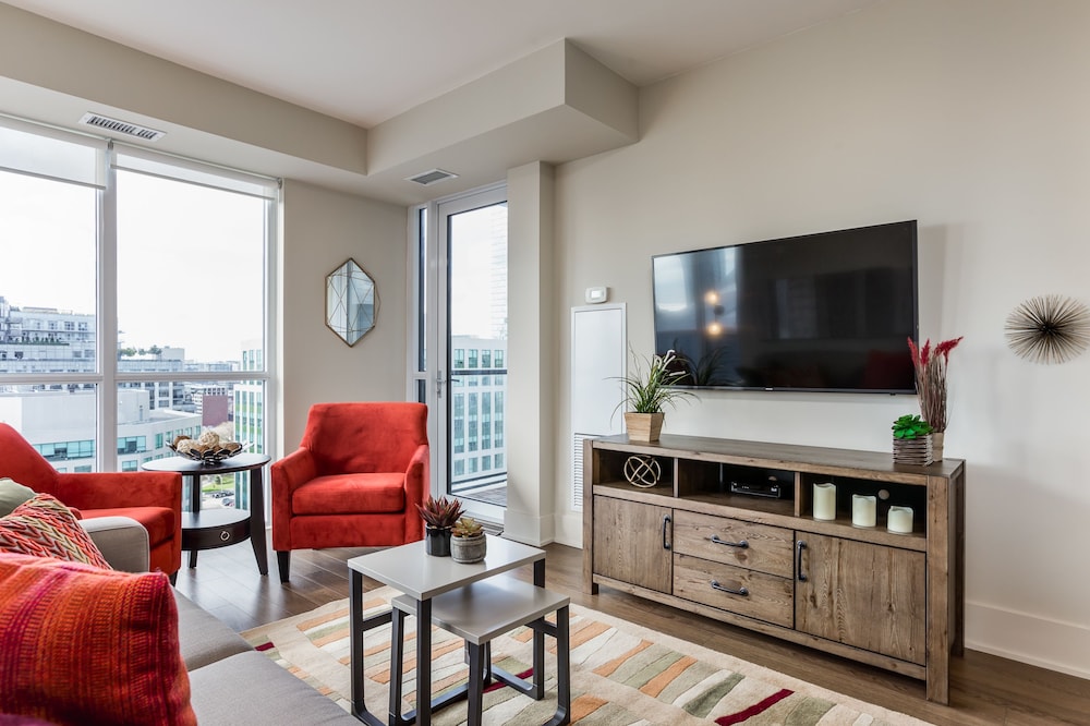 QuickStay - Gorgeous 2-Bedroom in the Heart of Downtown