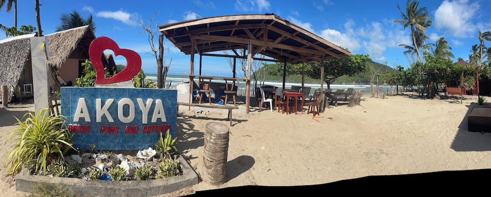 Akoya Beach Park & Cottages