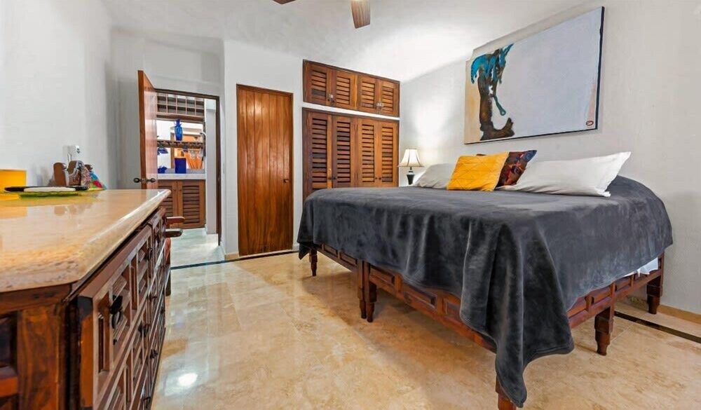 Ocean View 2Br Condo-balcony-beach-pool - 212