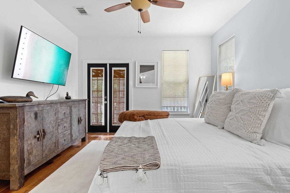 Coastal Soul 393 by Avantstay Near Boat Ramp & Bay, Private Yard