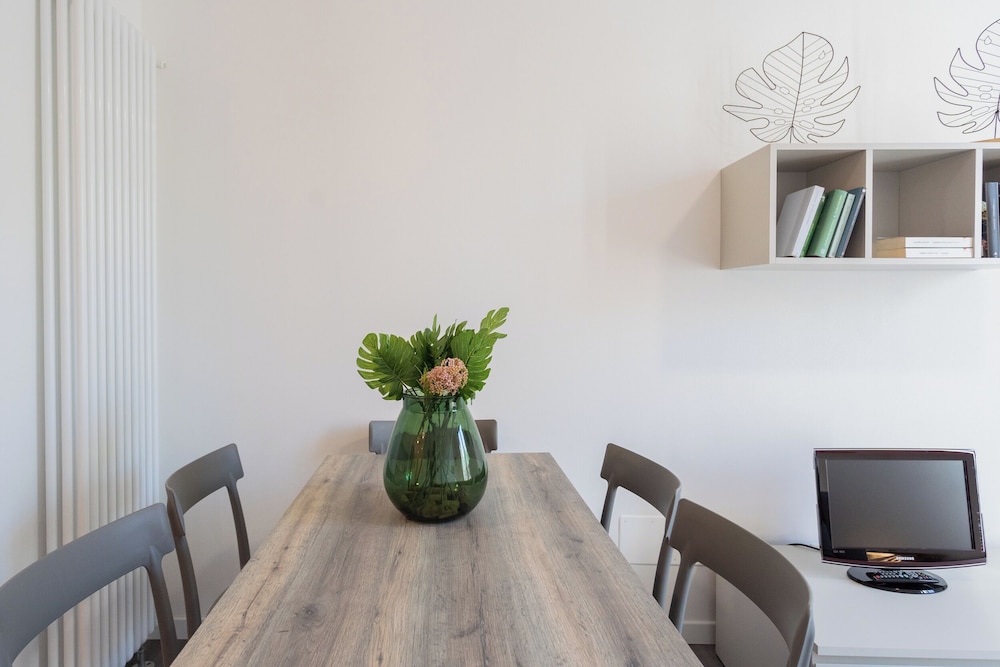 Garibaldi 24 Apartments by Rent all Como