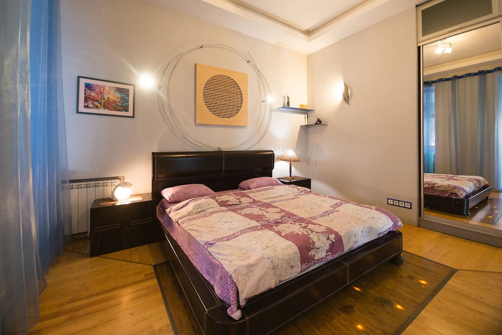 Kiev Accommodation Hotel Service