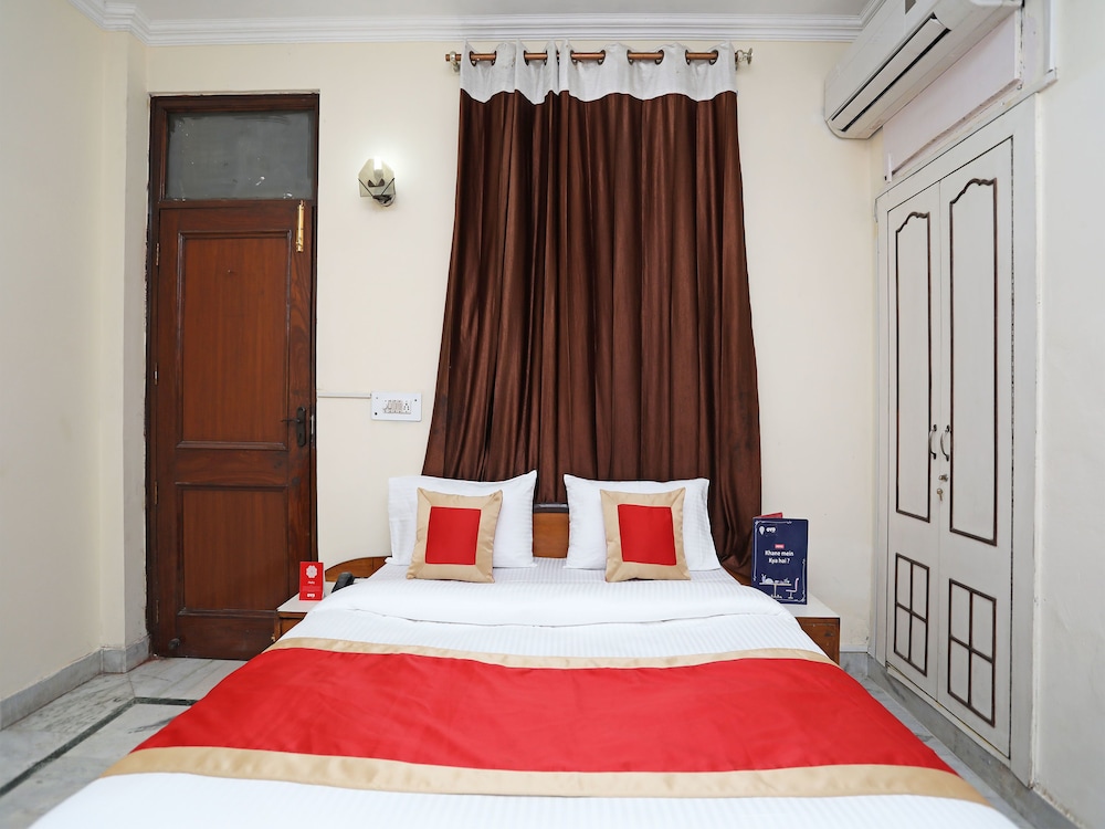 OYO 9916 Hotel Bhoomik Villas