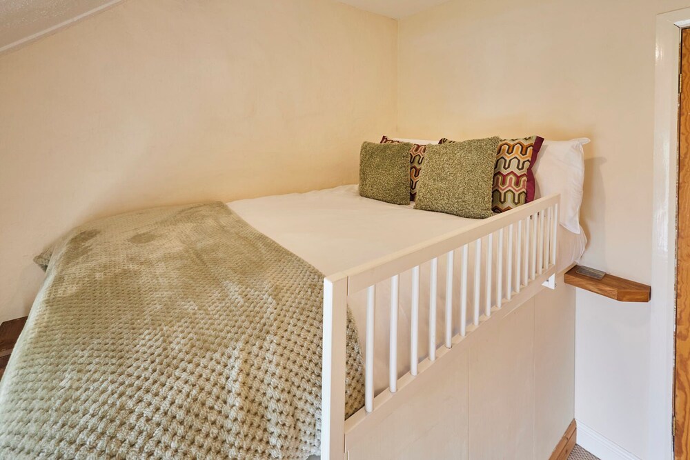 Host Stay The Cottage view 5
