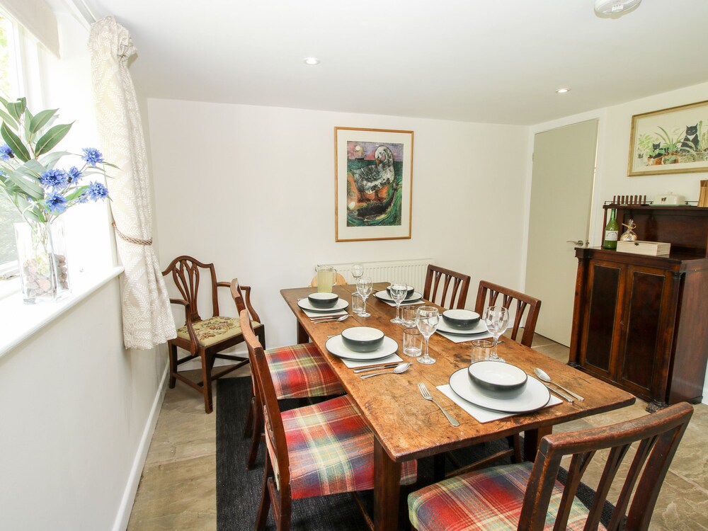 Nash Cottage