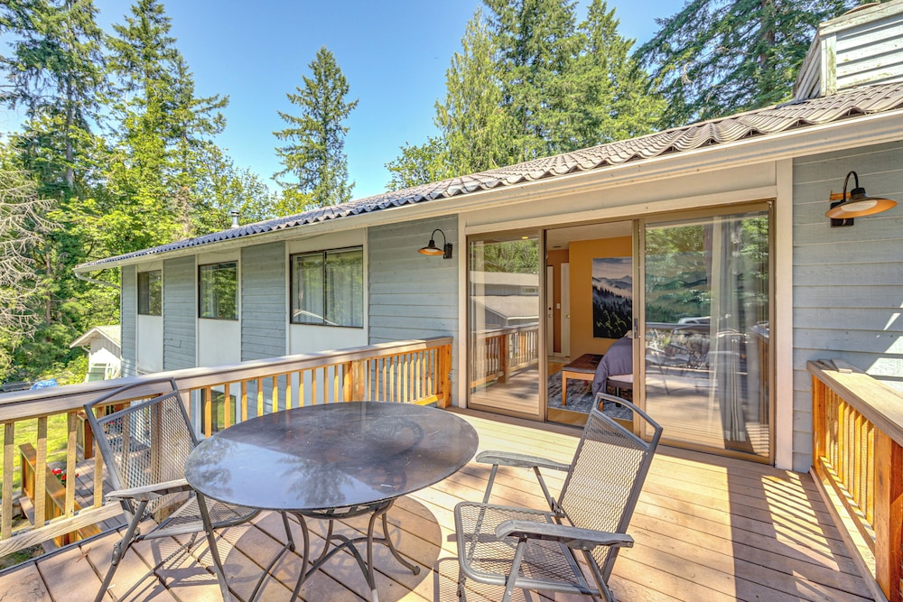 Home on > 1 Acre of Woods in Seattle Suburbs!
