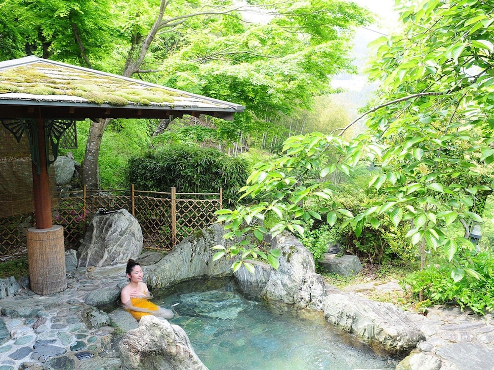 Iyanoyado Kazuraya