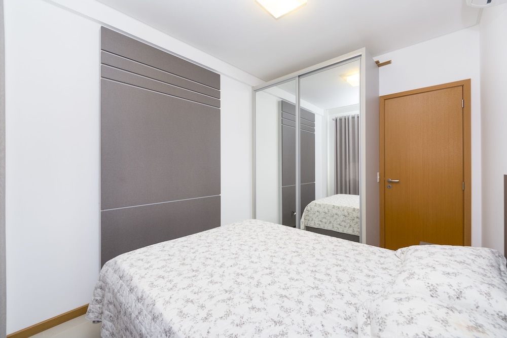 Residencial Viapiana Apto 203B - 642 view 4