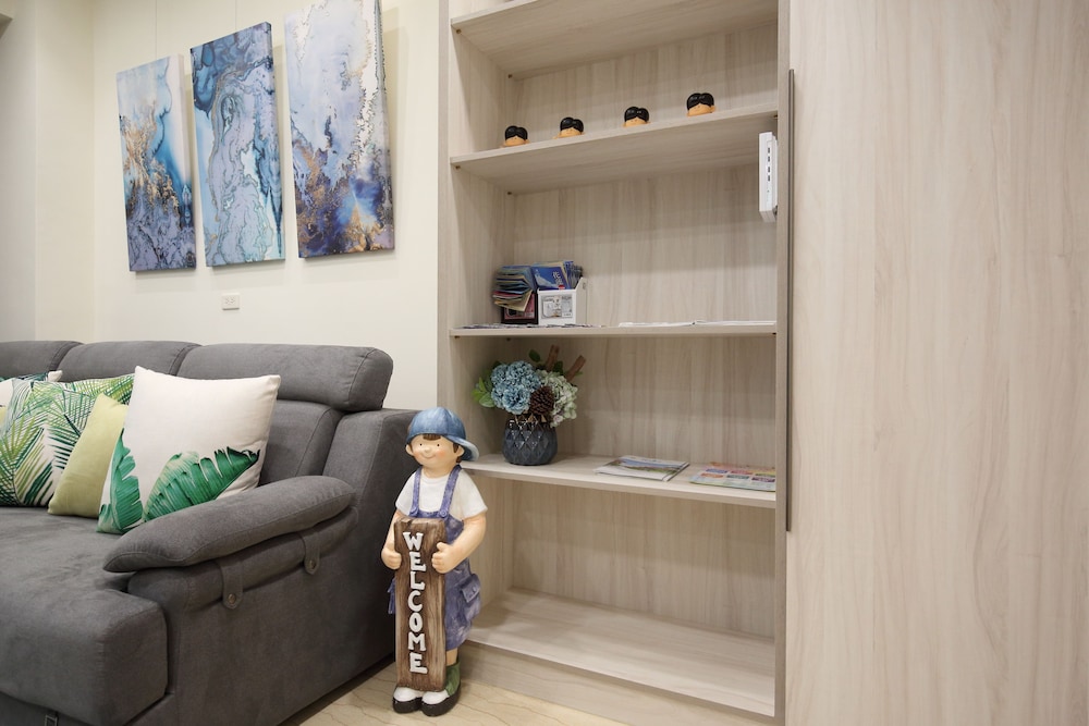 52Travelers Home view 2