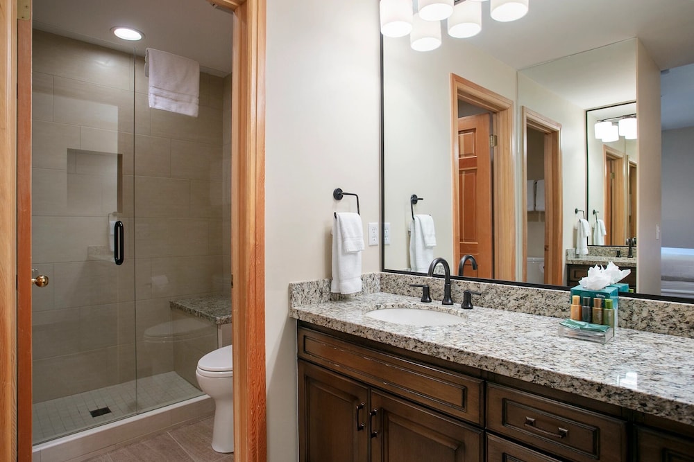 Twin Pines at Deer Valley Resort - Three Bedroom Condo with Hot Tub #5 3 Condo