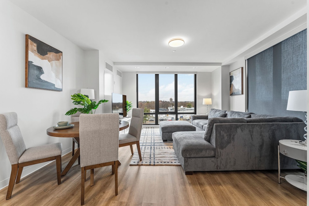 Furnished Apts near Harvard Stadium