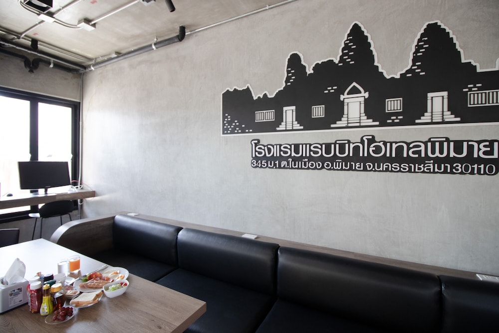 Food & Beverage