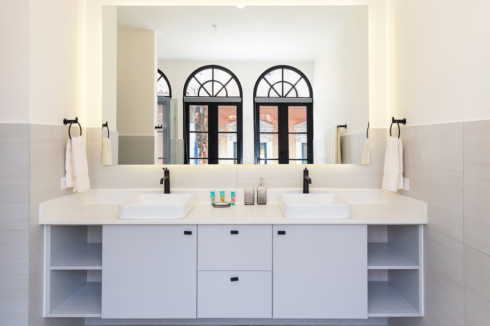 The Grand Penthouse by Acomodo Casco Viejo