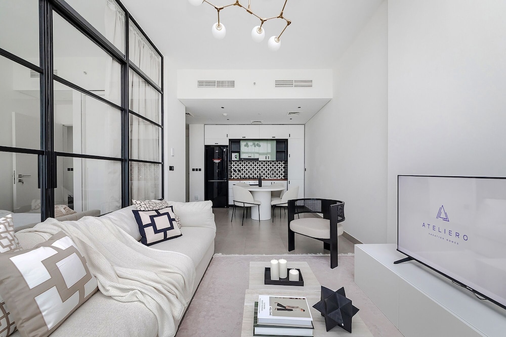 Deluxe 2BR Apartments at Socio