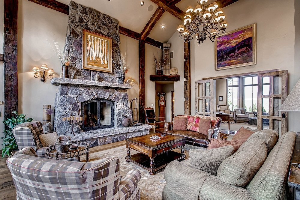 Ski Bridge Lodge - Ski In / Ski Out