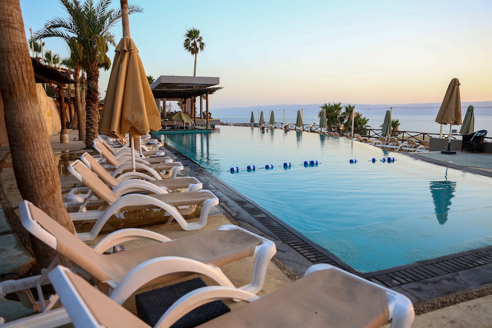 Sweimeh Vacations - O Beach Hotel  Resort - Property Image 9