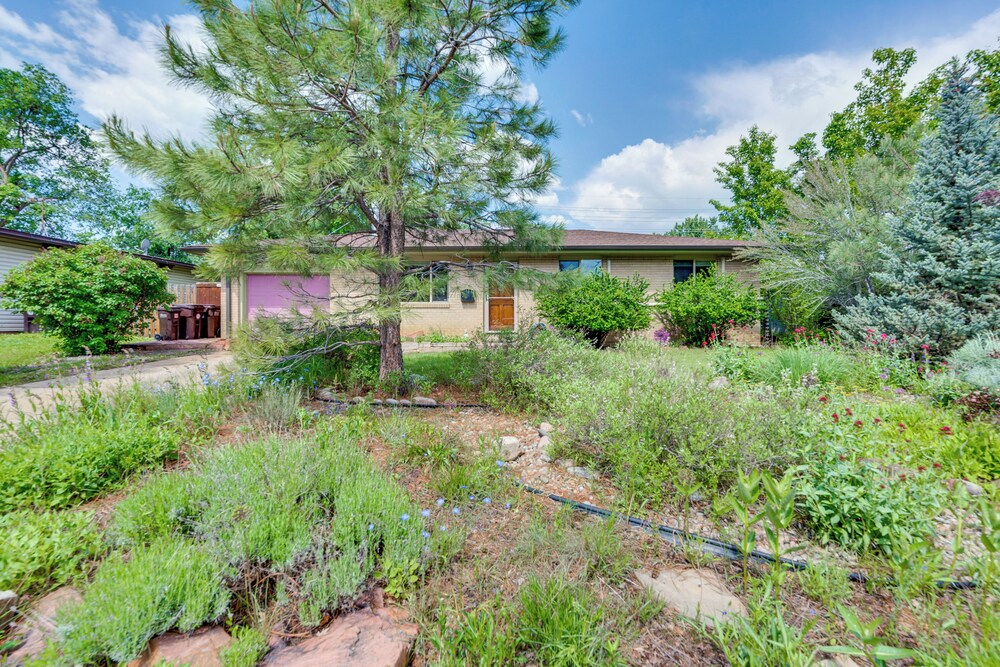 < 1 Mi to CU Boulder: Home w/ Fenced Yard!