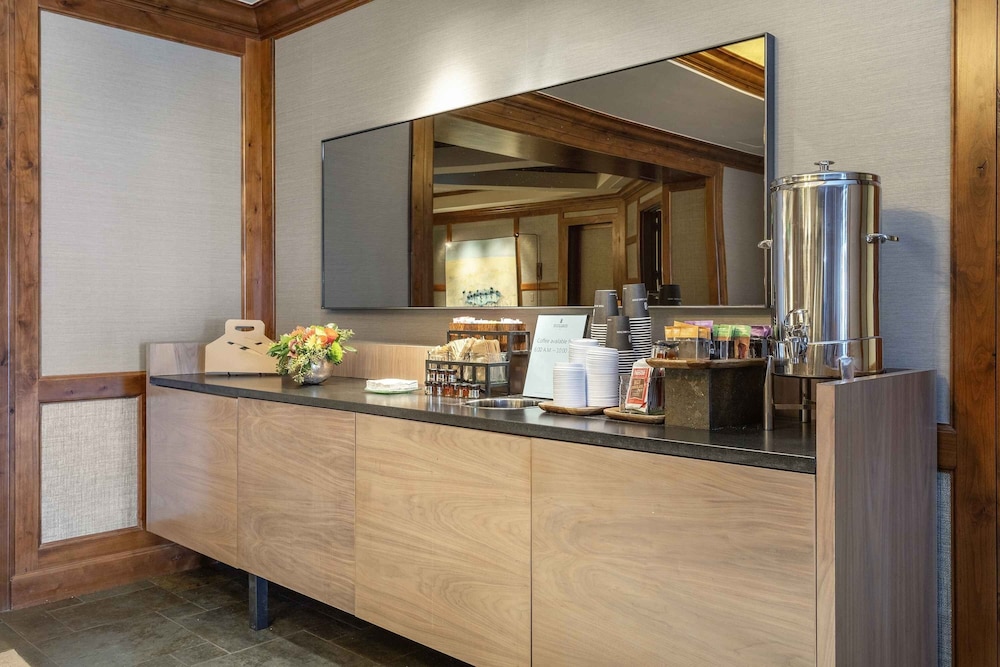 Vail Ski Resort Ritz Carlton Vacation Rentals