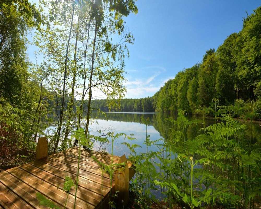 Duplex in Fouage Near Scenic Pond