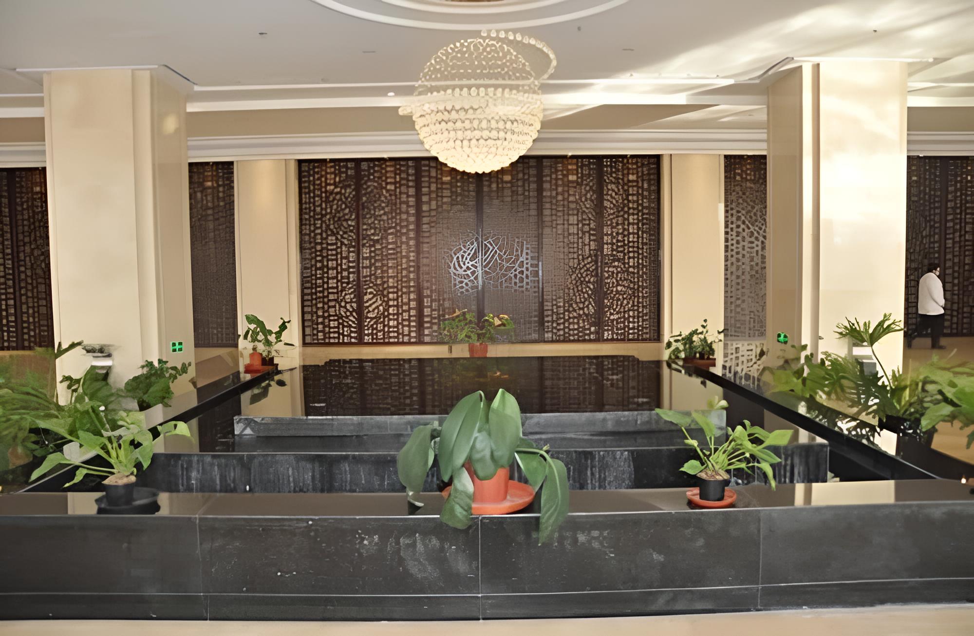 Joyful Rose International Hotel