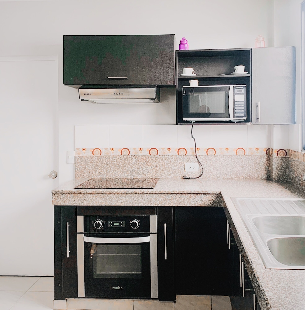Casa con Piscina Privada para Familias