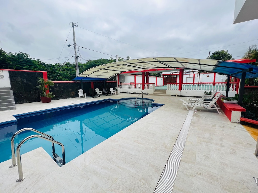 Hotel Deja Vu - Image 1