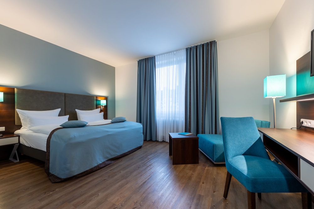 Frankfurt Vacations - Trip Inn Messe Westend - Property Image 39