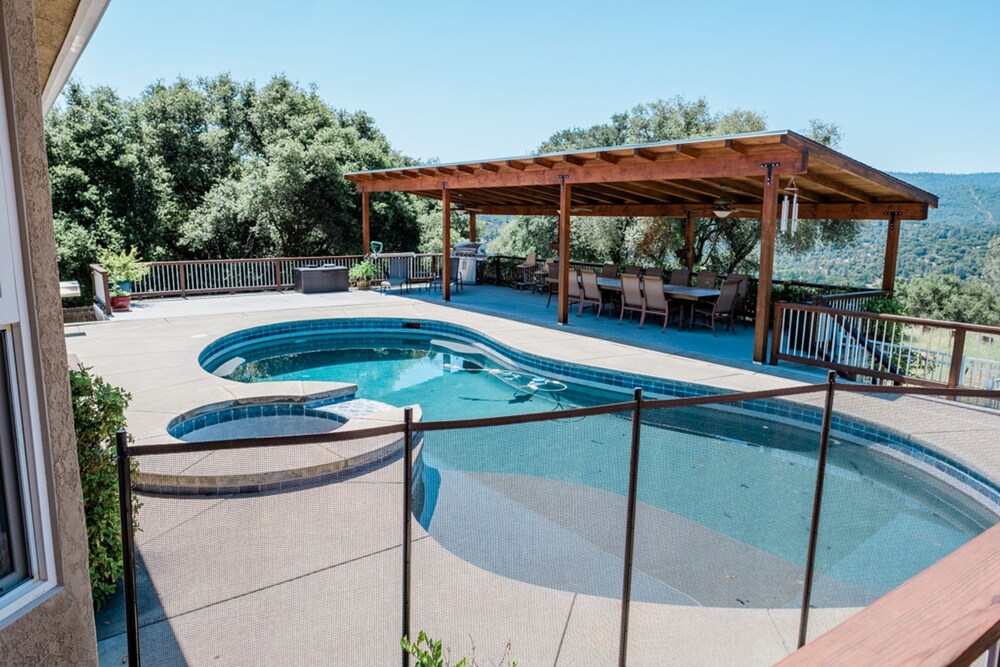 Oakhurst Dream view 3