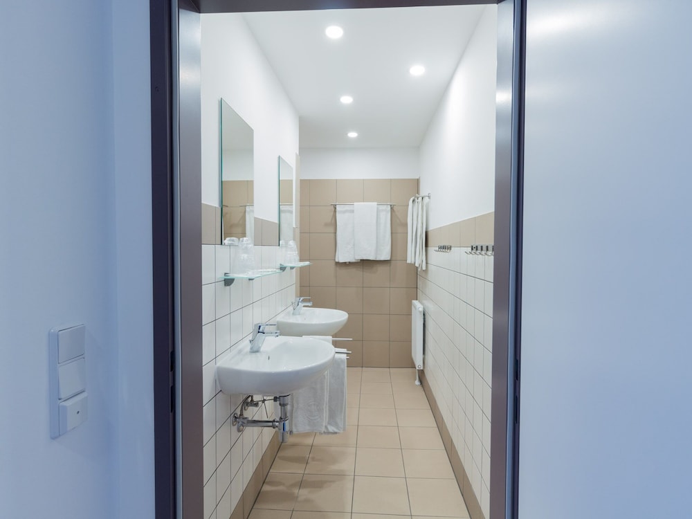 Win Budget B&B