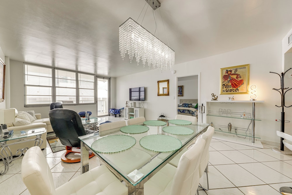Balcony & Community Perks: Coastal Hollywood Condo