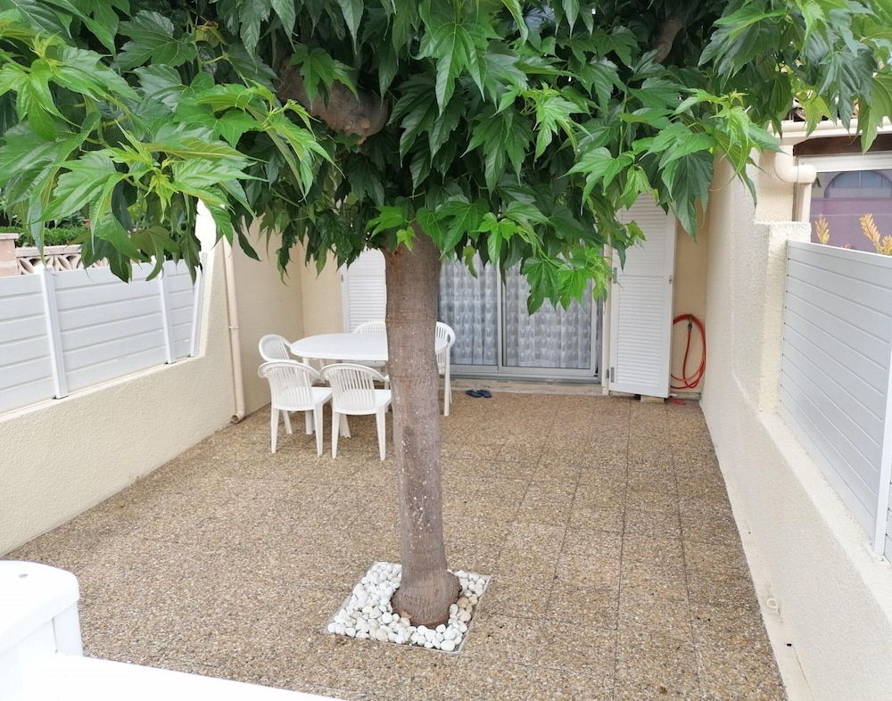 House in Agde Near Beach & City Center