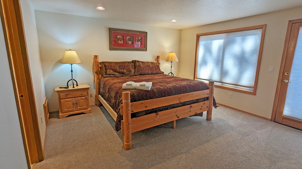 Mcnary 20 5 Bedroom Home