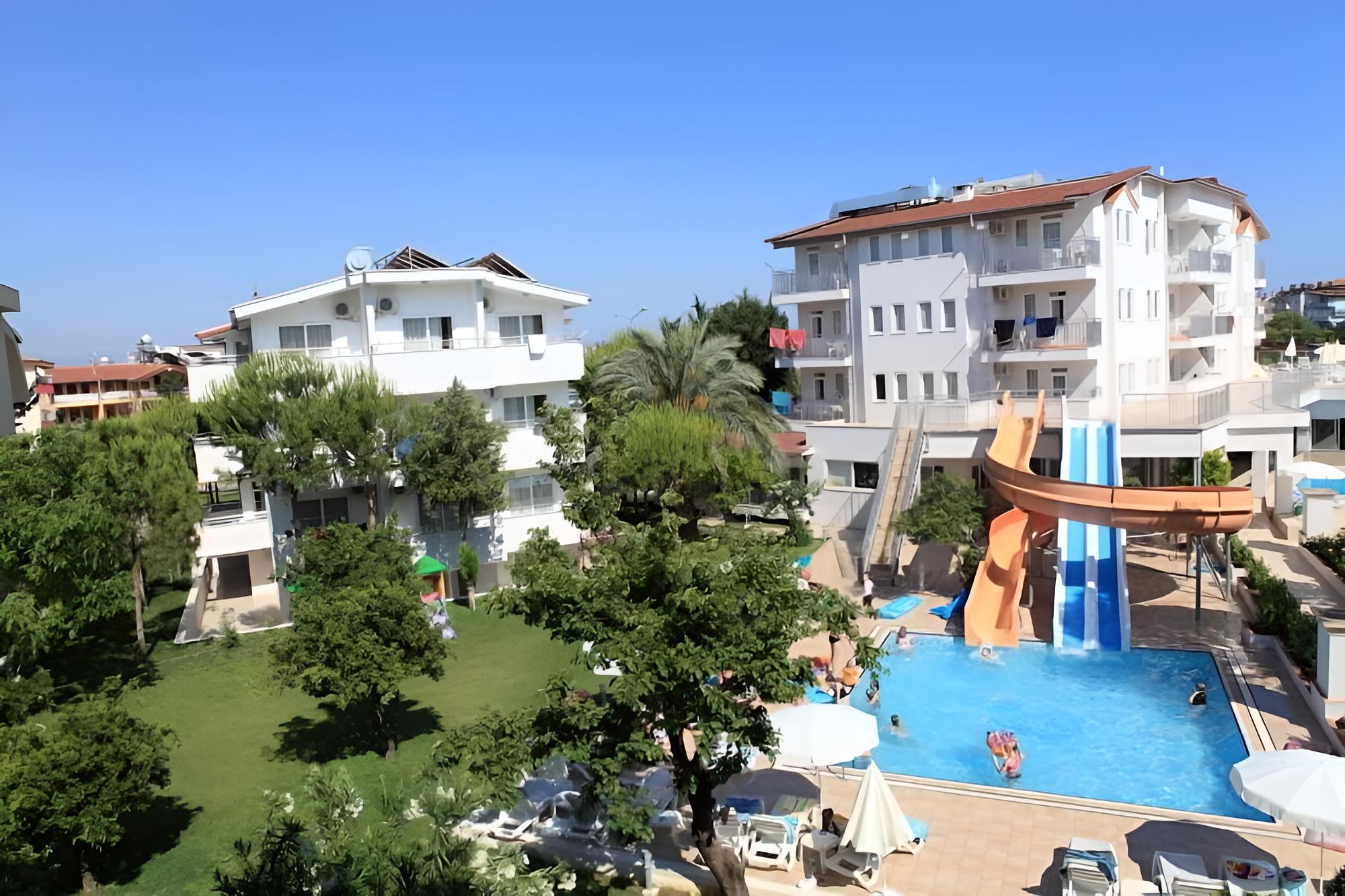 Cats Garden Apart Hotel