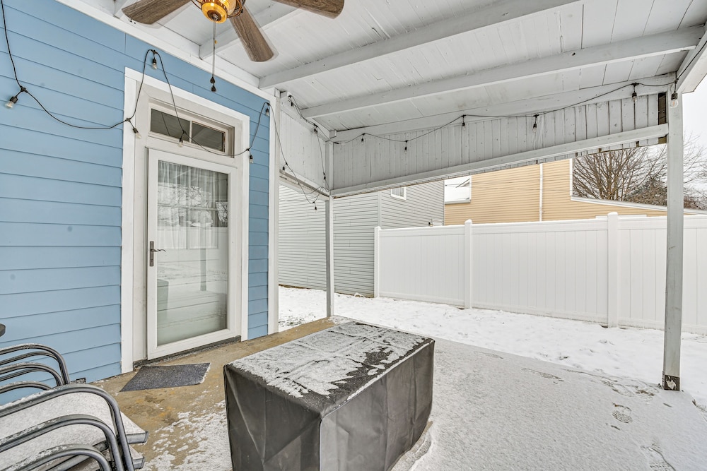 Family-friendly Louisville Gem: Prime Location!