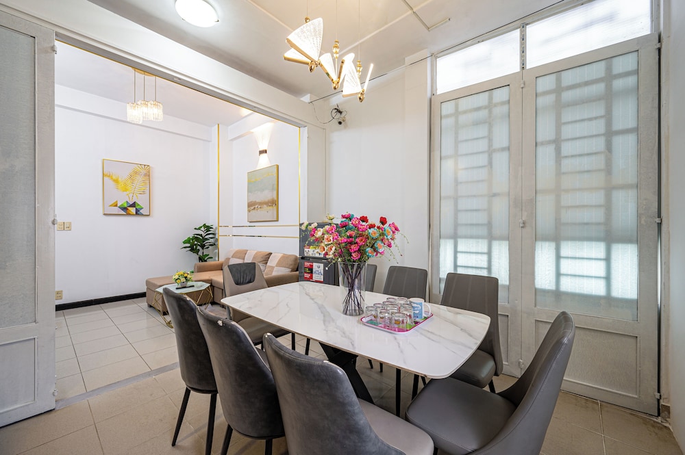 Saigon Central Group Stay