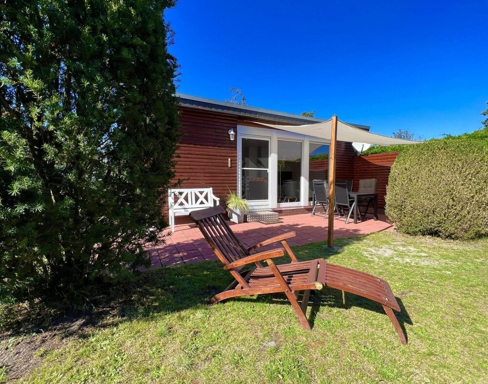 Spacious Bungalow With Garden in Park Eureka