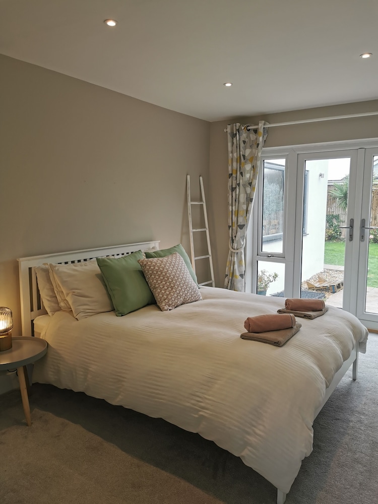 Iona Bracklesham Bay view 4