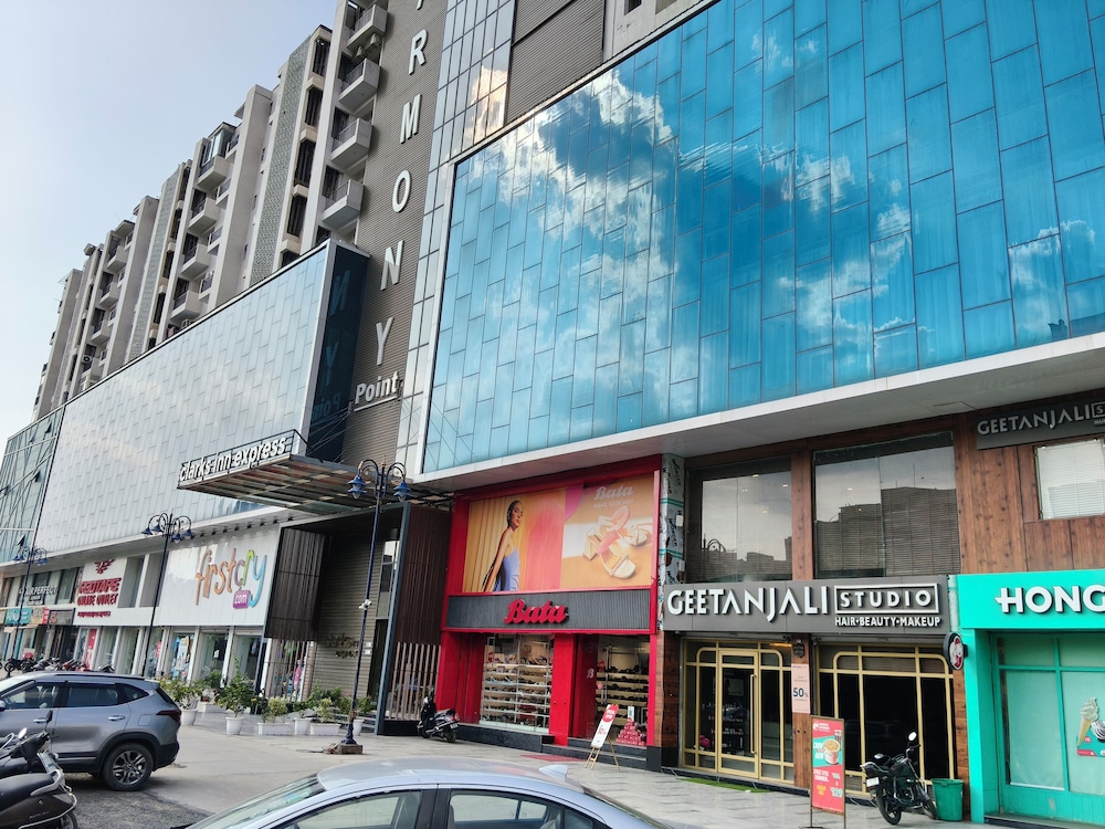 Clark Inn Express Rajnagar