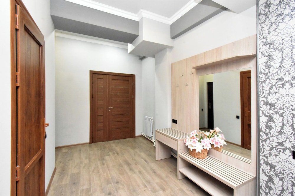 Apartment in Teryan street