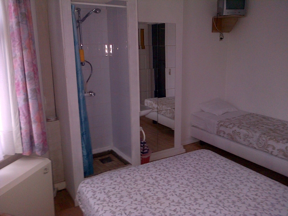 Photo 28