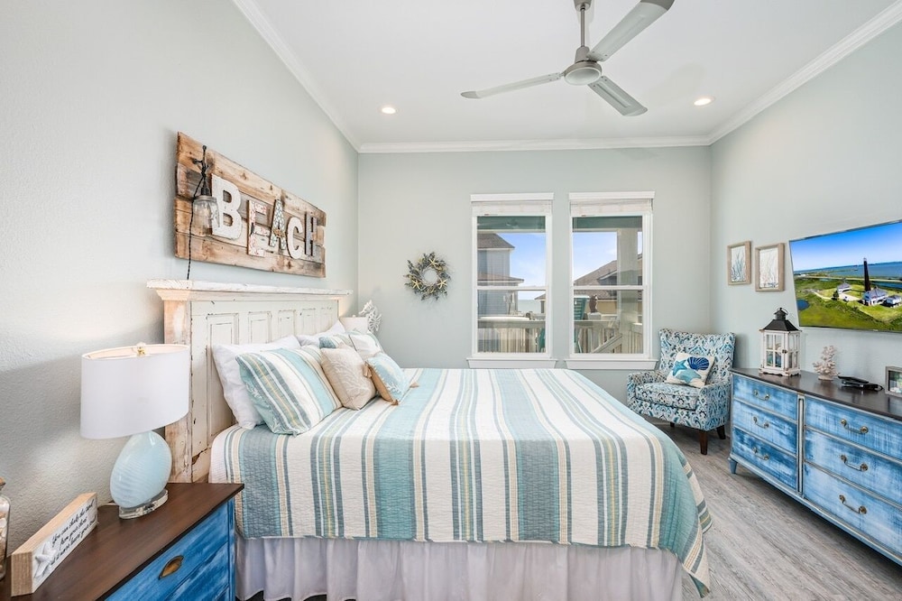 Crystal Breeze 3 Bedroom Home