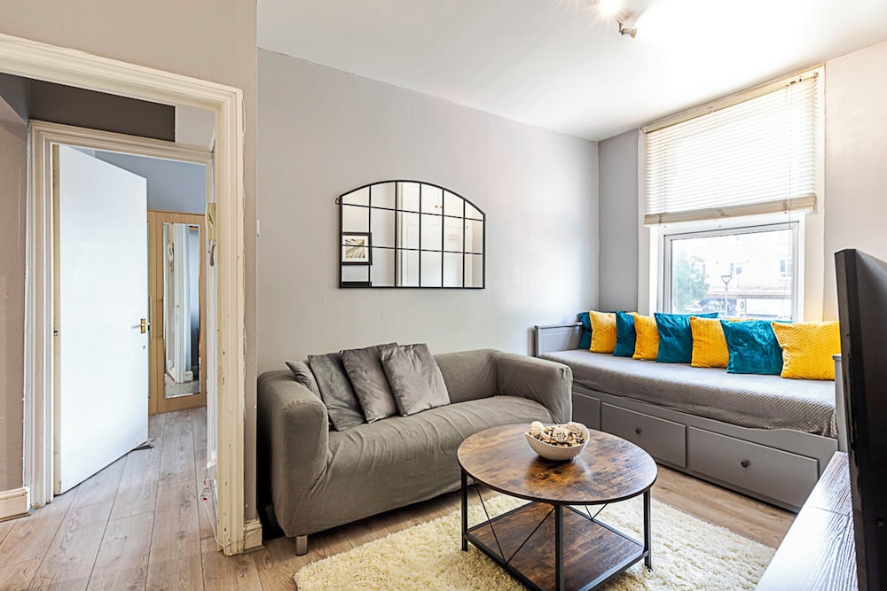 Stylish City Retreat
