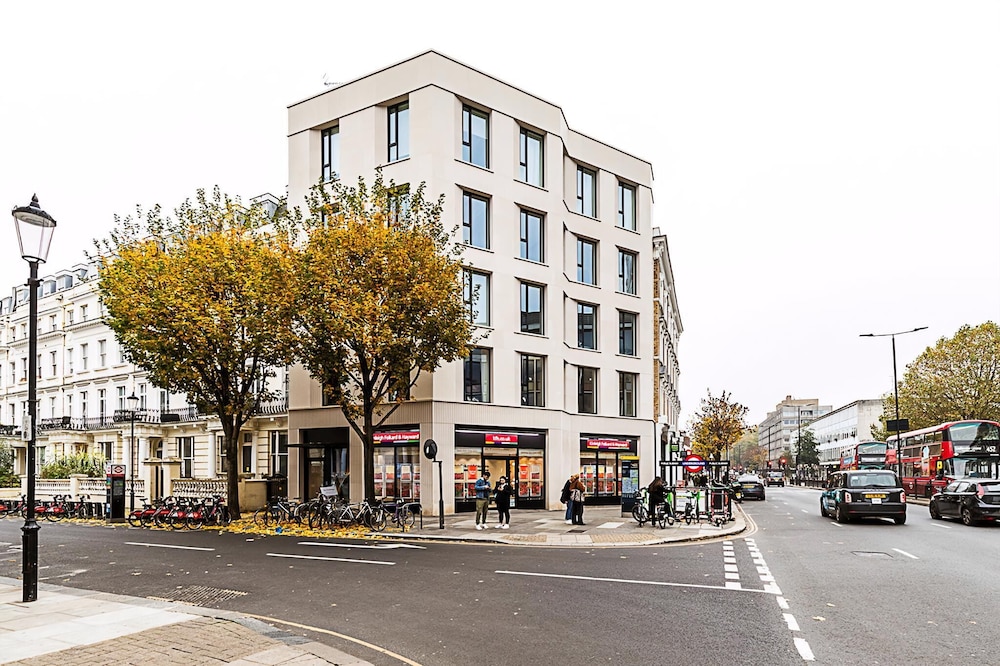 Elegant Flat in Notting Hill's Heartbeat