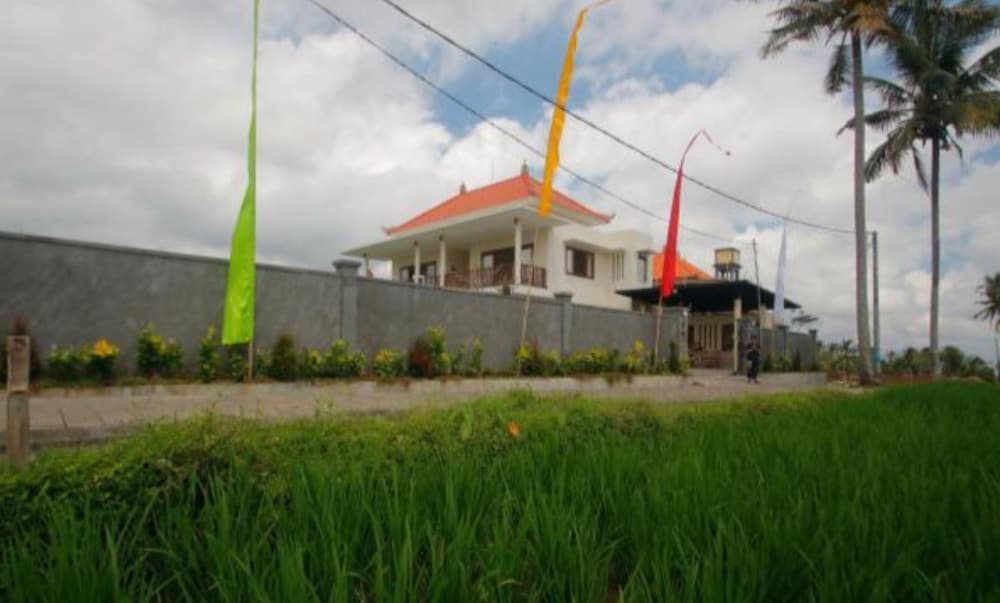 DLobong Suites Ubud