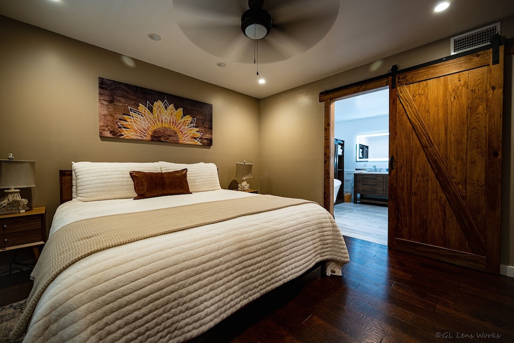 Rayburn Resorts