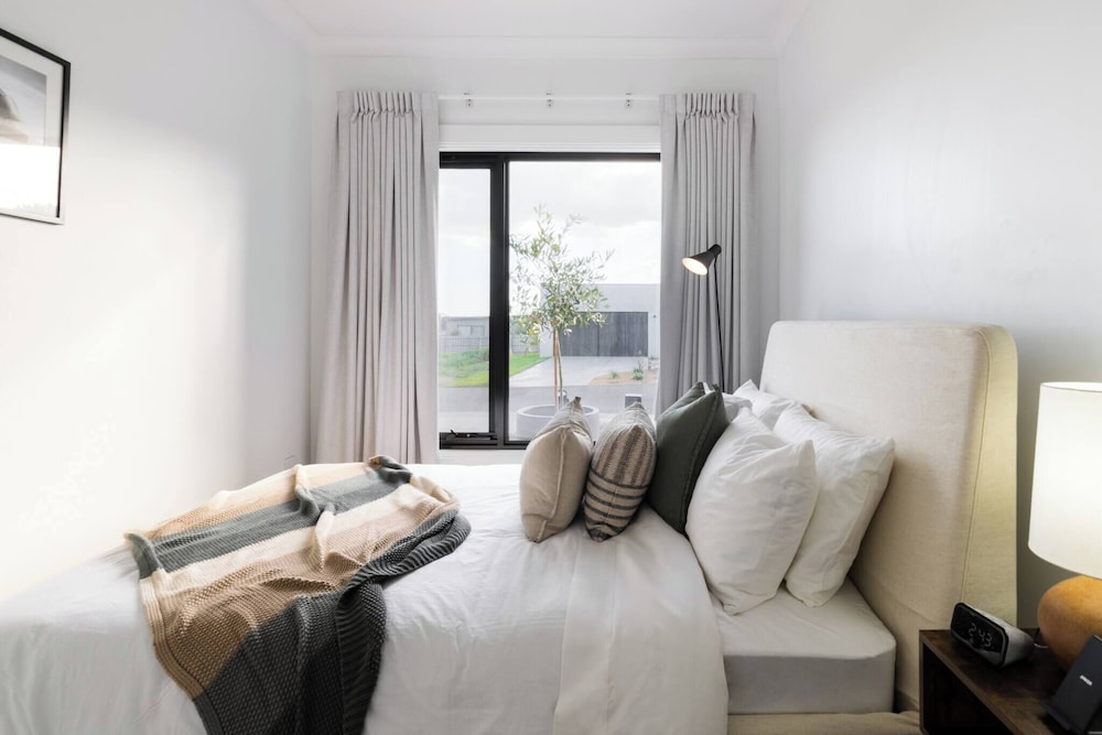 1 Beach House - Award-winning Luxury Smart Home