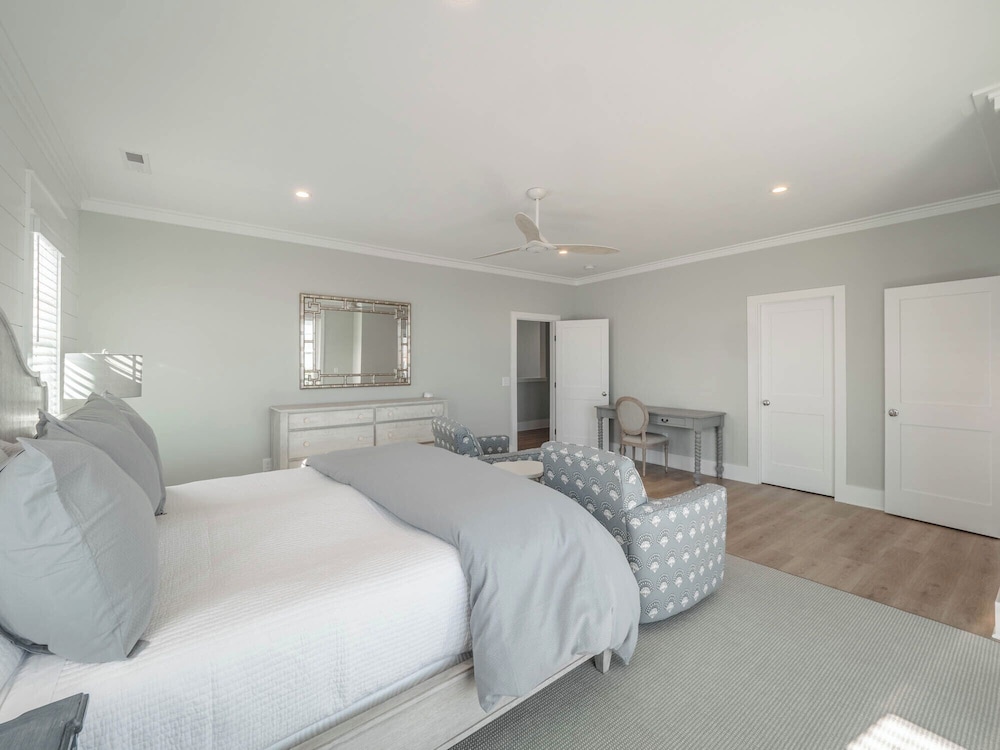 Love Kure by Carolina Retreats