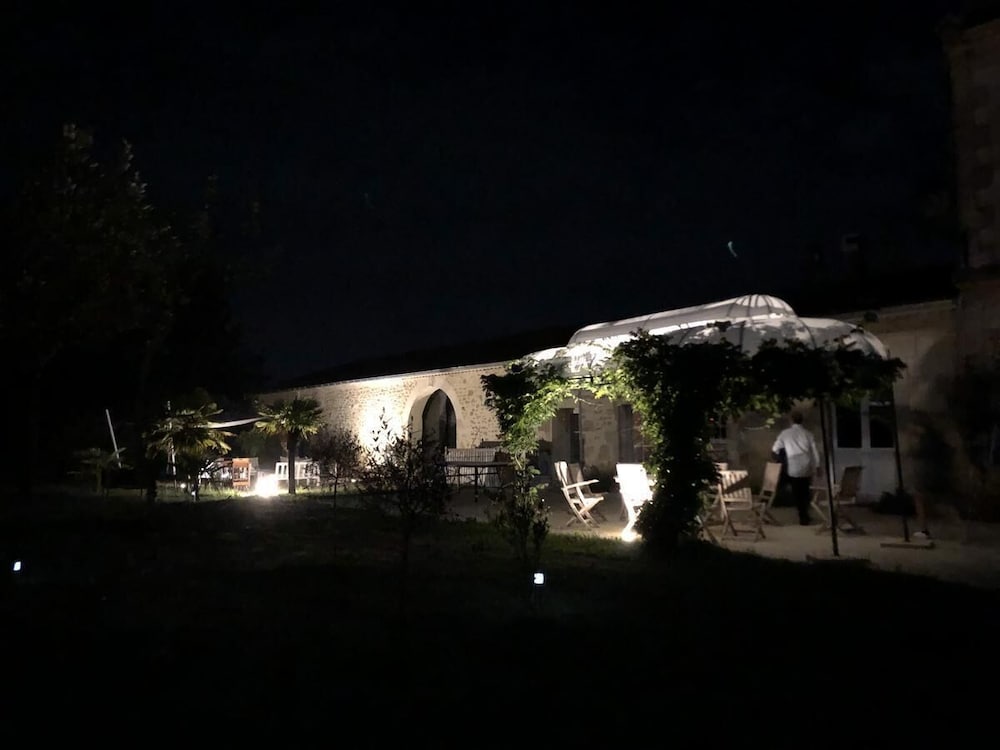 Photo 31