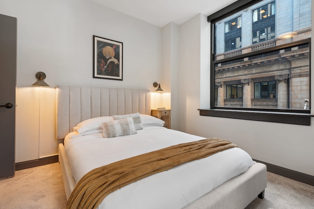 Central Location Exclusive Apts for Large Groups